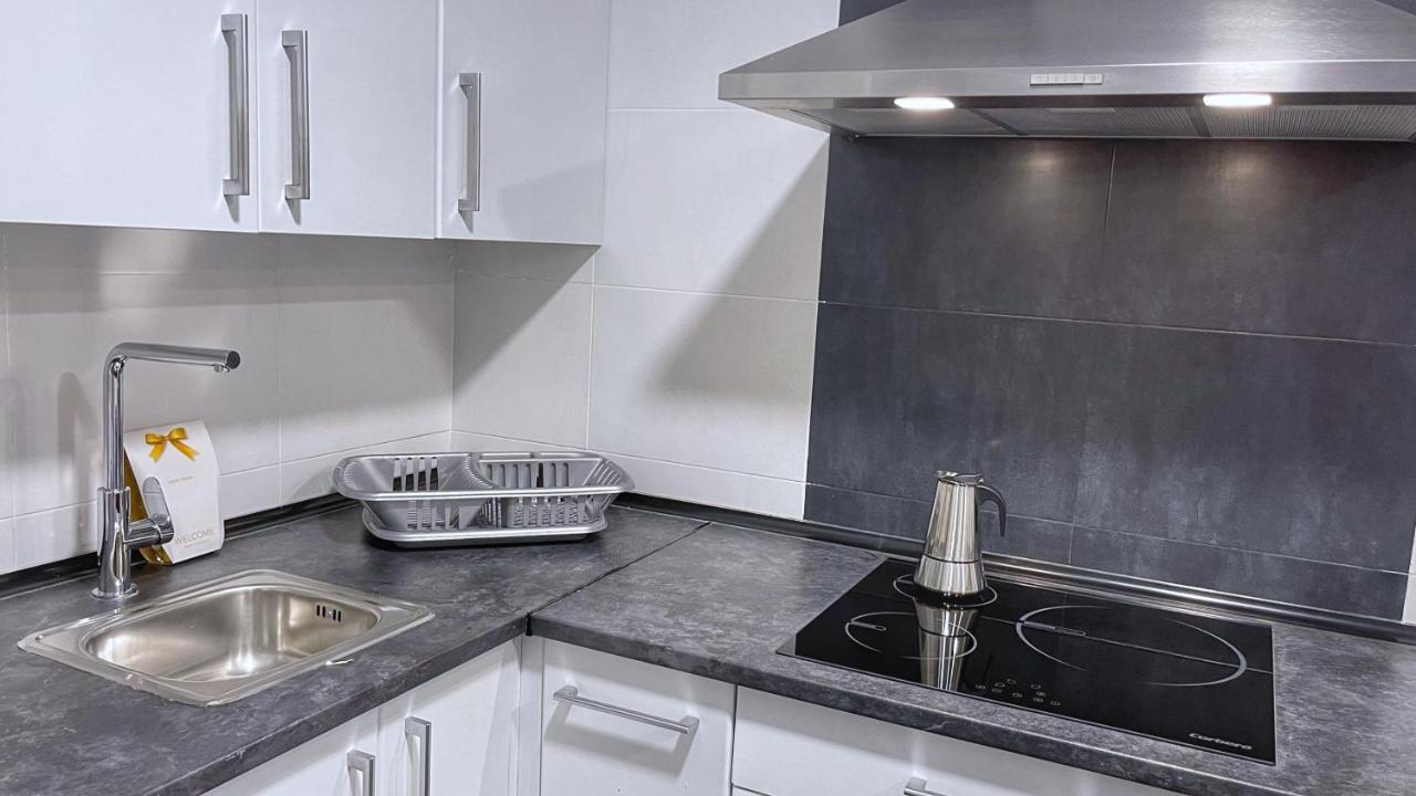 Vt Flat Reformado Con Escritorio De Trabajo Y Wifi Appartement Bilbao Buitenkant foto